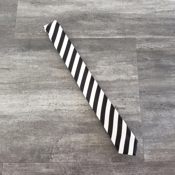 White Black Beetlejuice Striped Cosplay Tie - Picture 2 of 2
